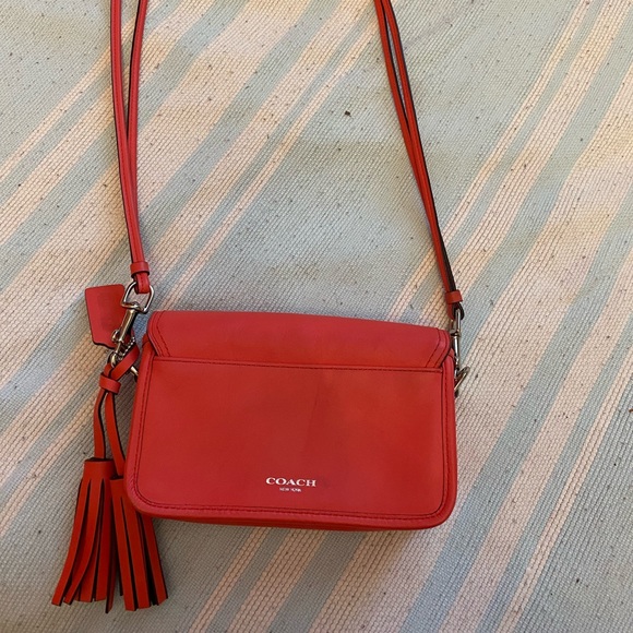 Coach Bag recevied as a gift wore once for a date! - Picture 2 of 3